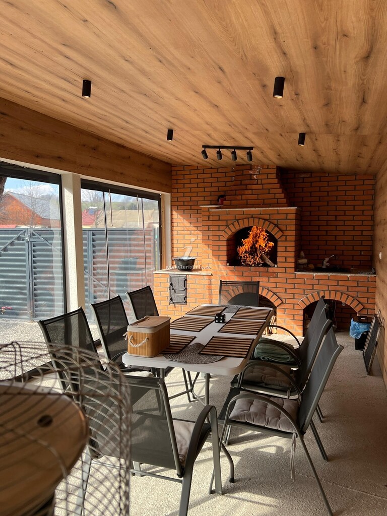 Casa de vacanță V-House
