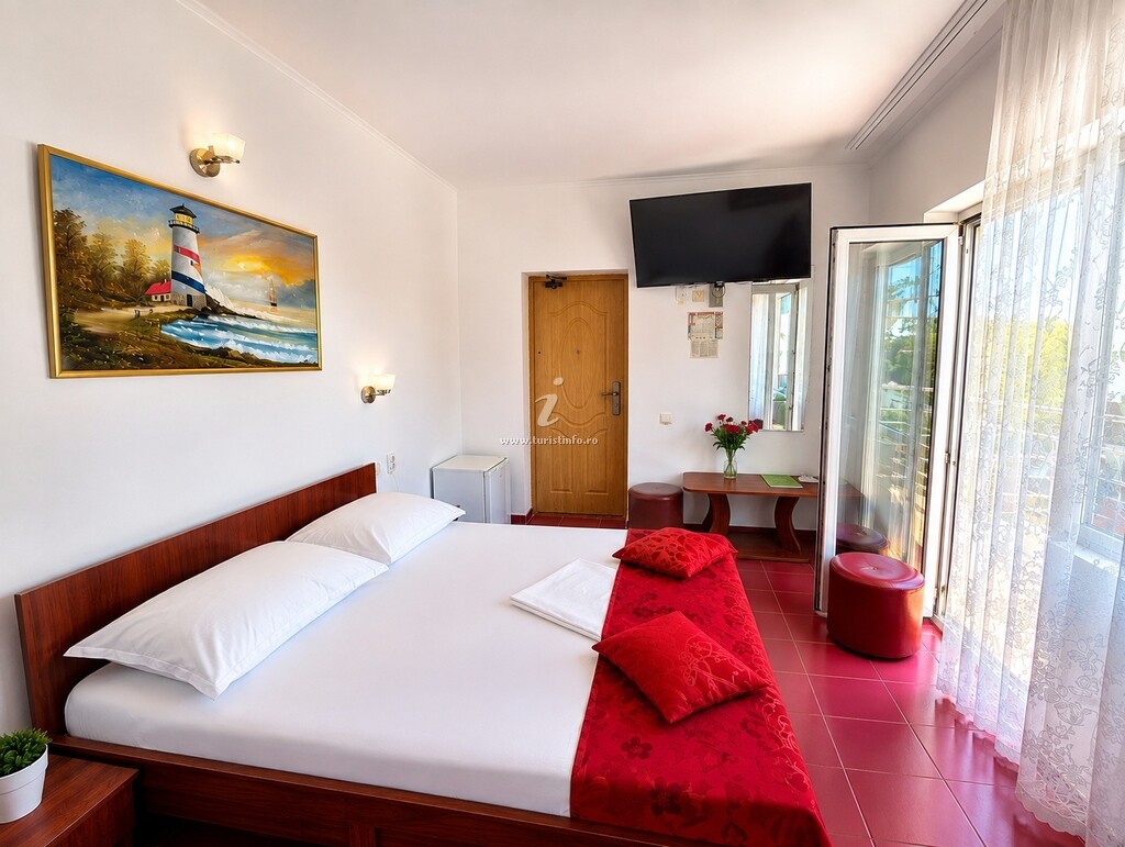 Camere de închiriat La Fery