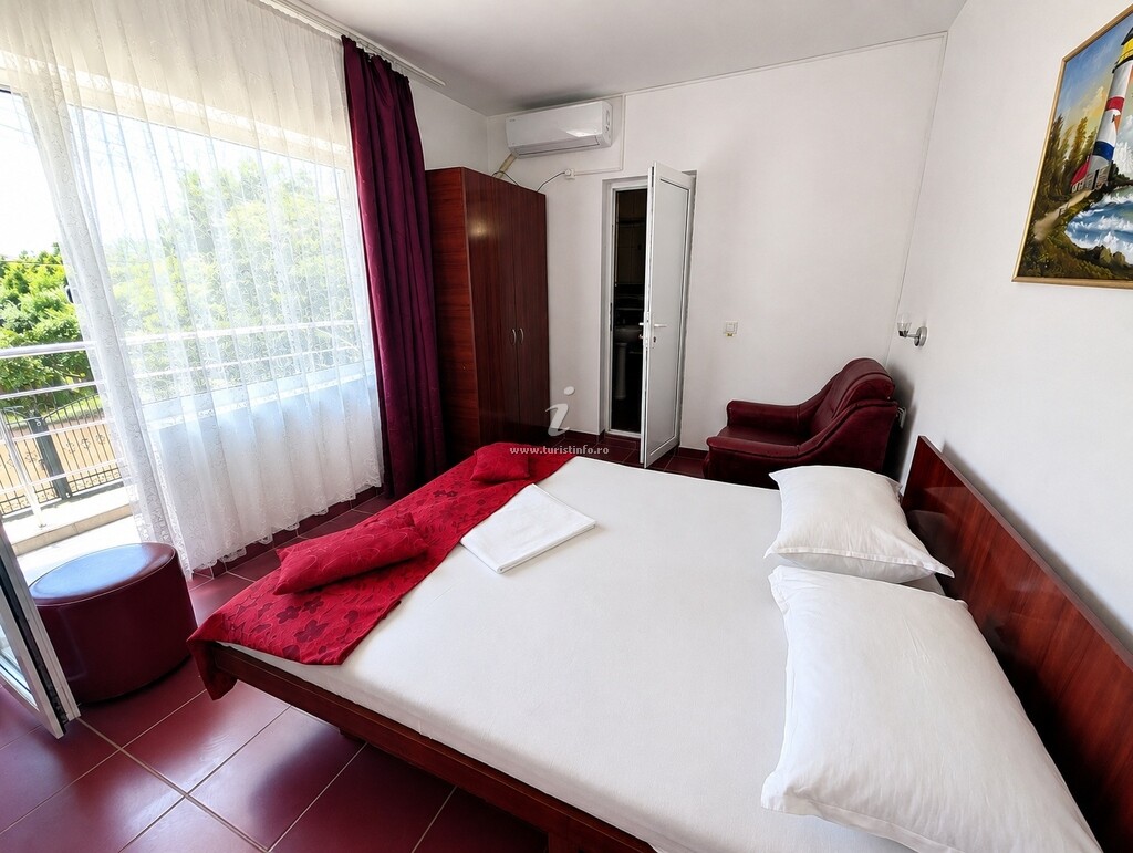 Camere de închiriat La Fery