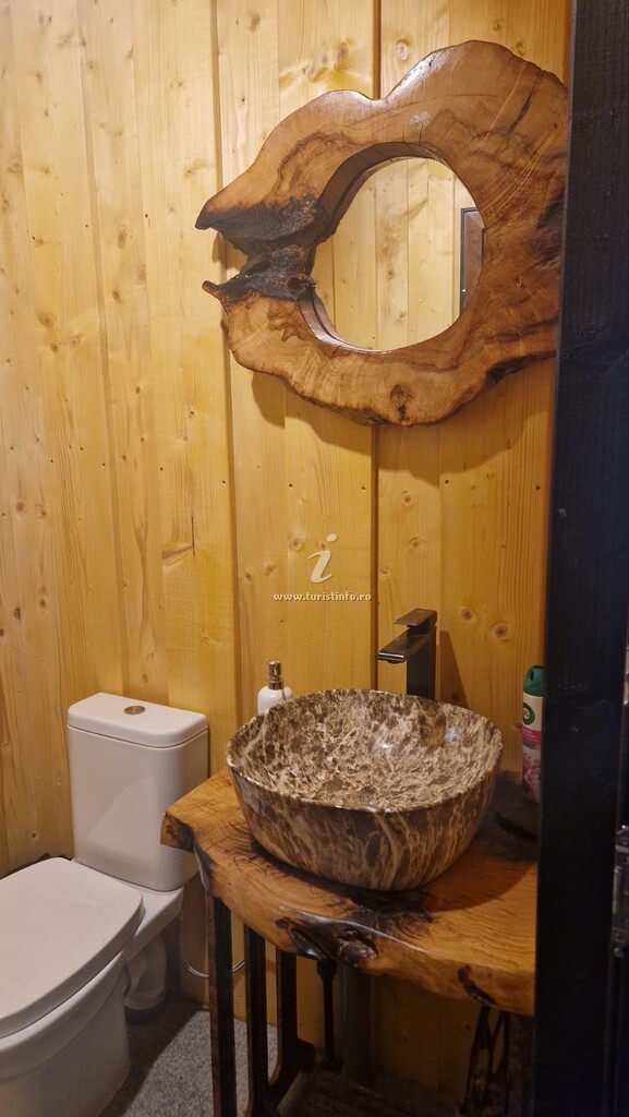 Camere de închiriat Lia Ciocârlia