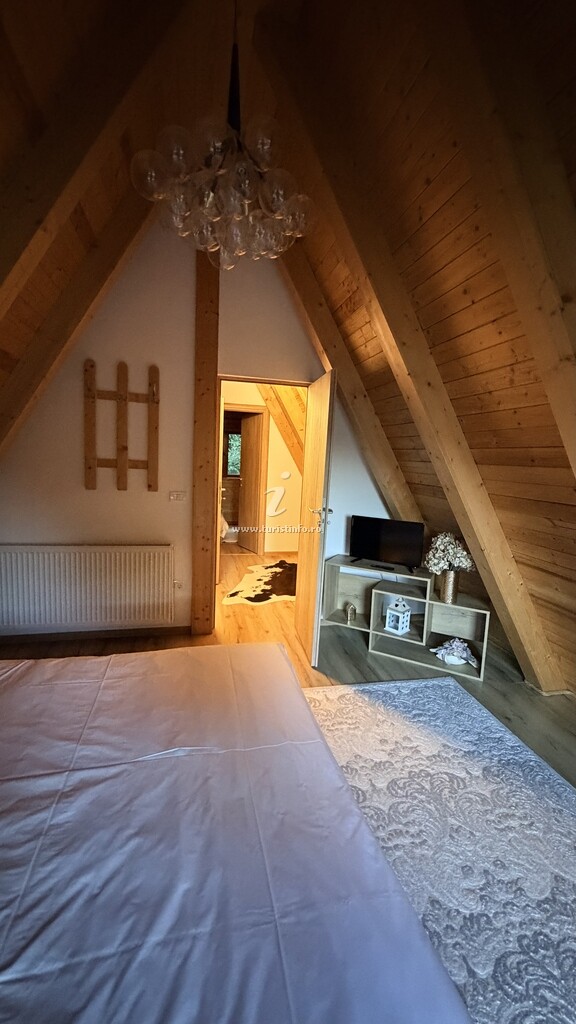 A-frame Stângău