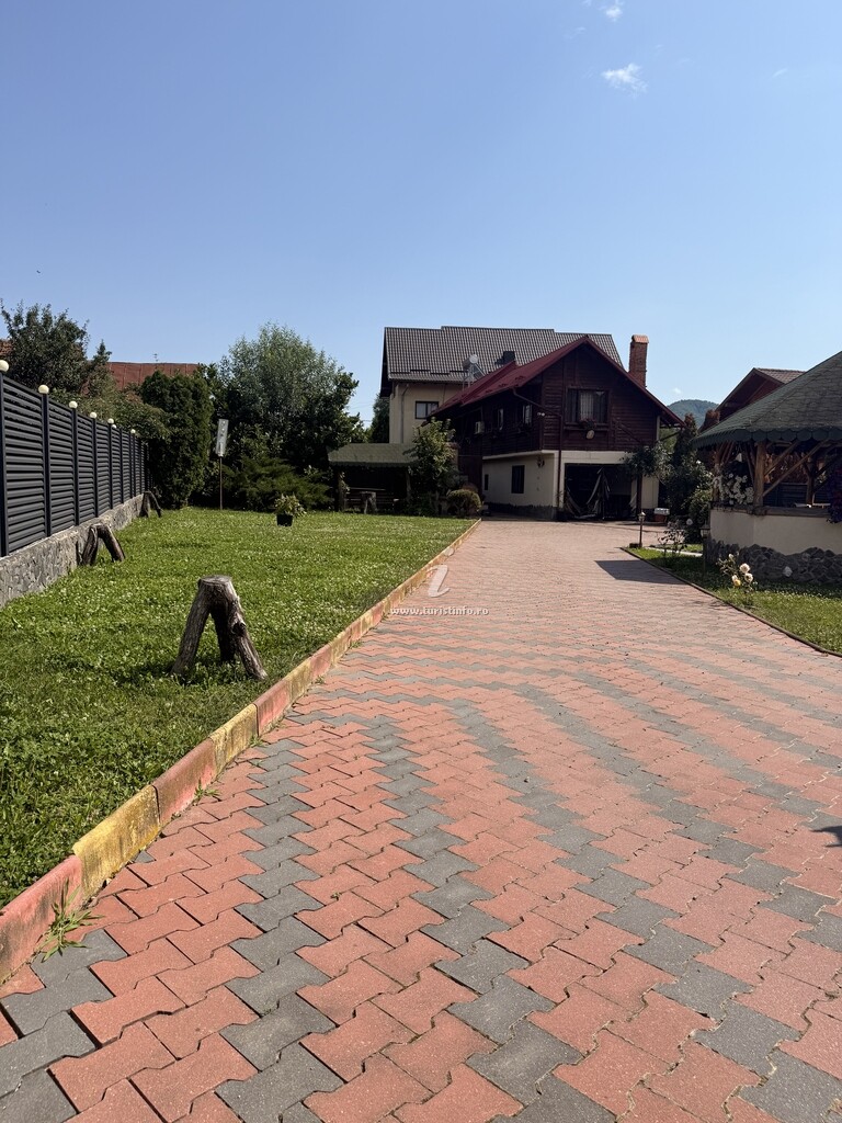 Pensiunea Casa Petrișor