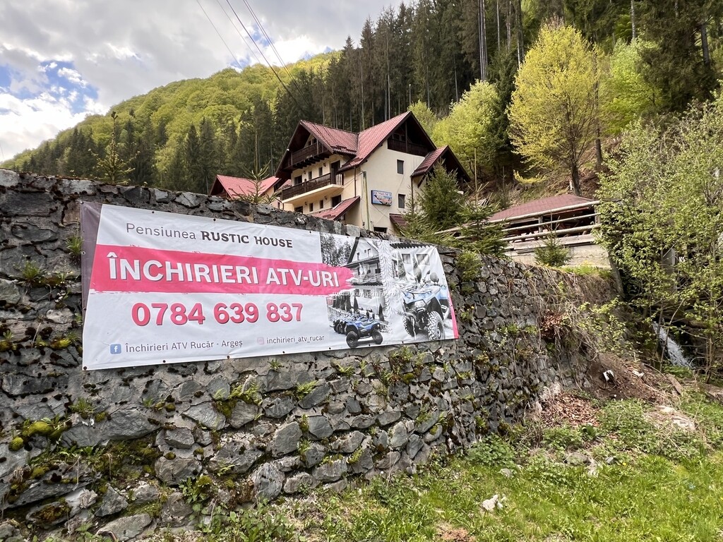 Pensiunea Rustic House