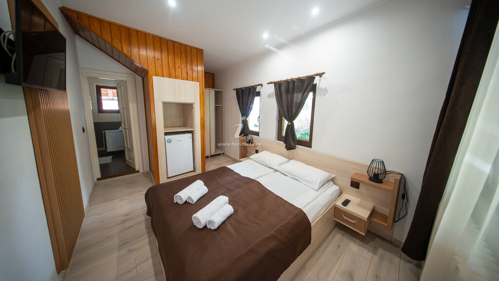 Camere de închiriat Casa Edy & Erik