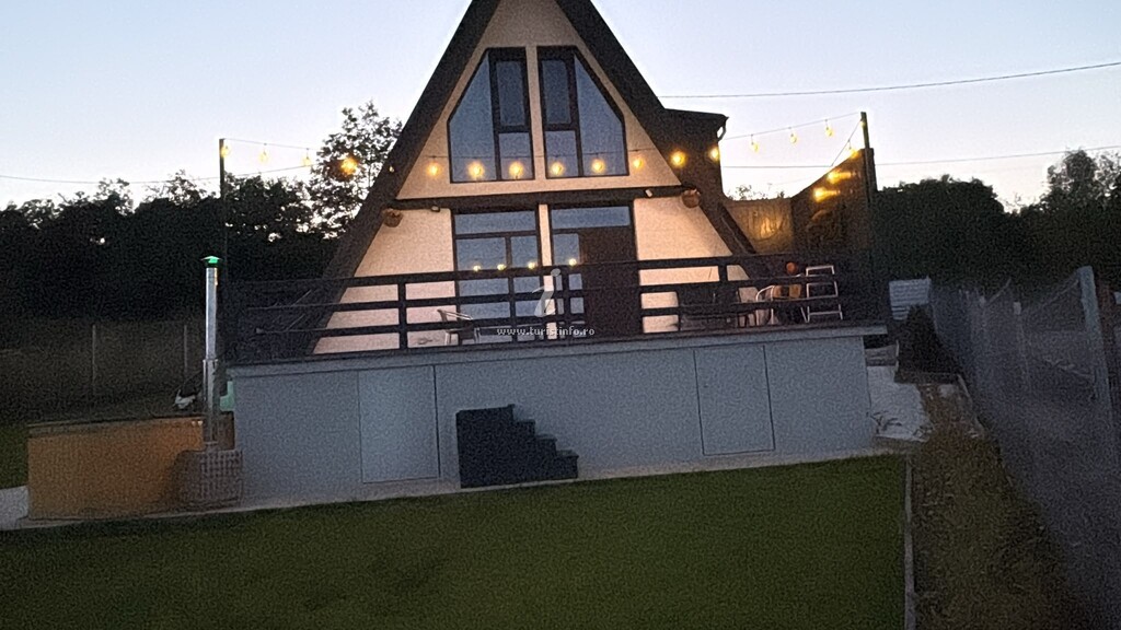 A-frame Luiza Chalet