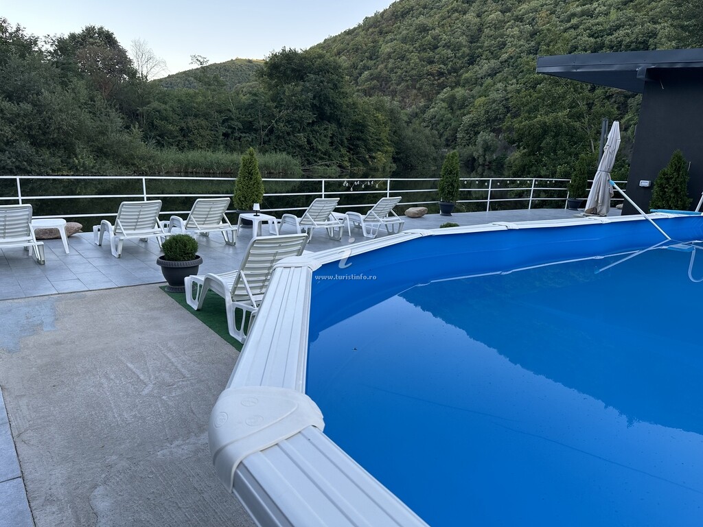 Casa Ricky House