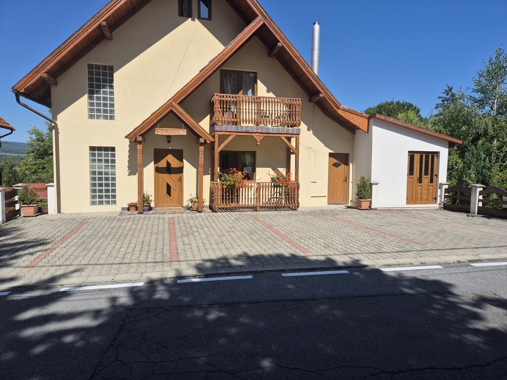 Casa Karina