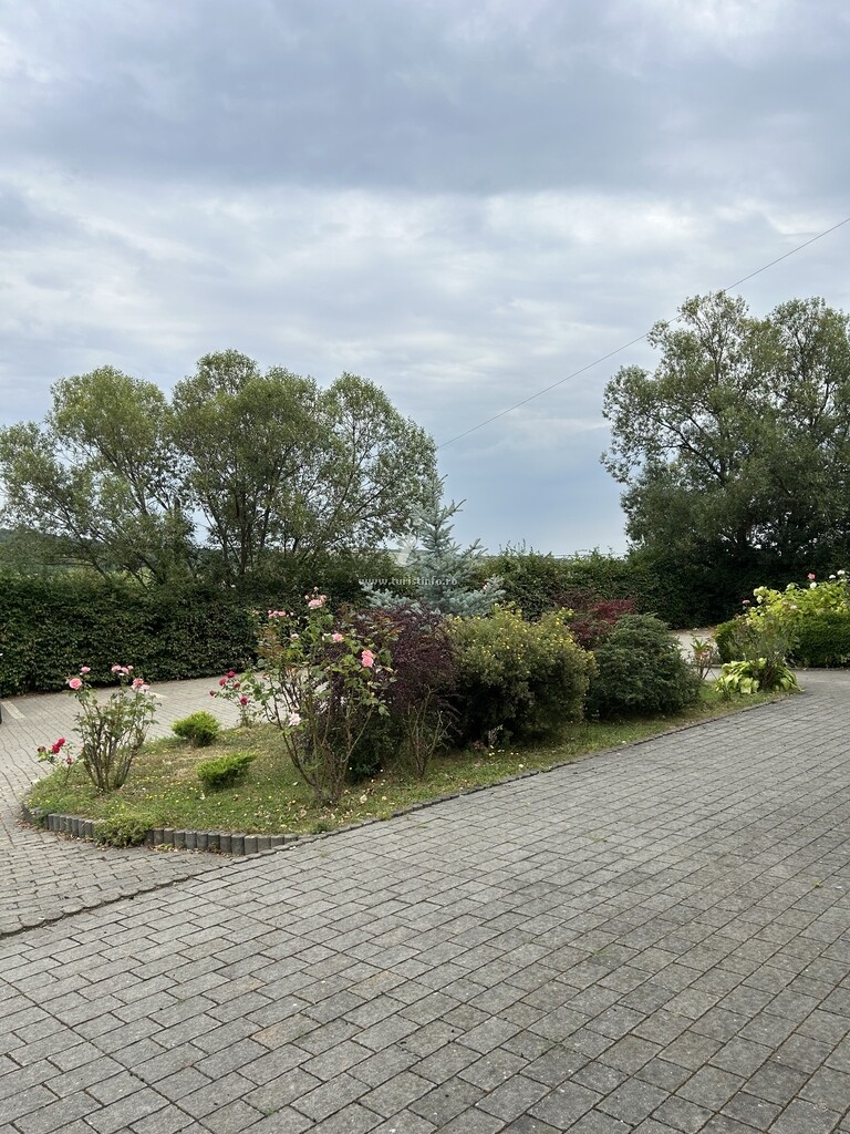 Pensiunea Casa cu Flori
