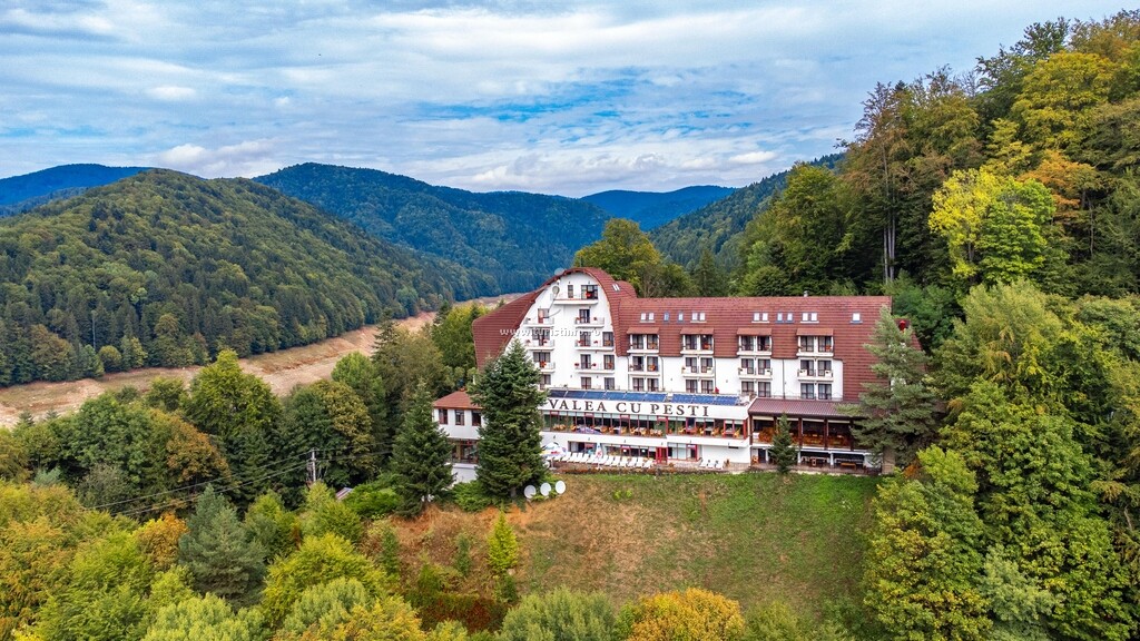 Complex Turistic Valea cu Pești