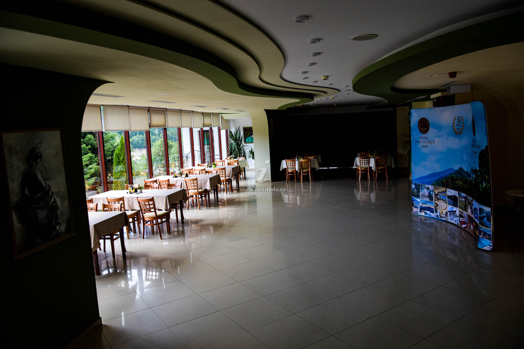 Complex Turistic Valea cu Pești