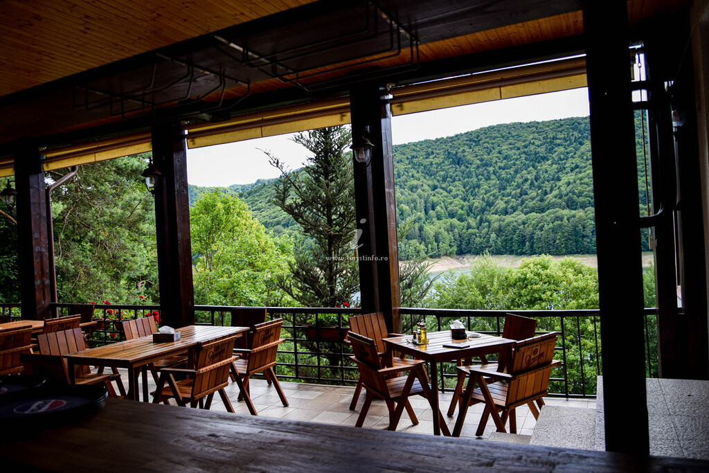 Complex Turistic Valea cu Pești