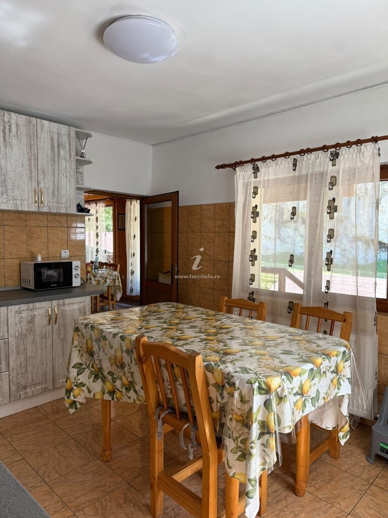 Camere de închiriat Casa Mirela