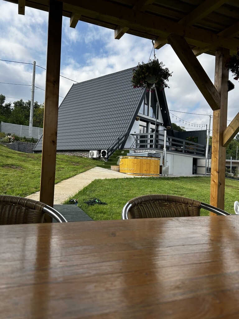 A-frame Luiza Chalet