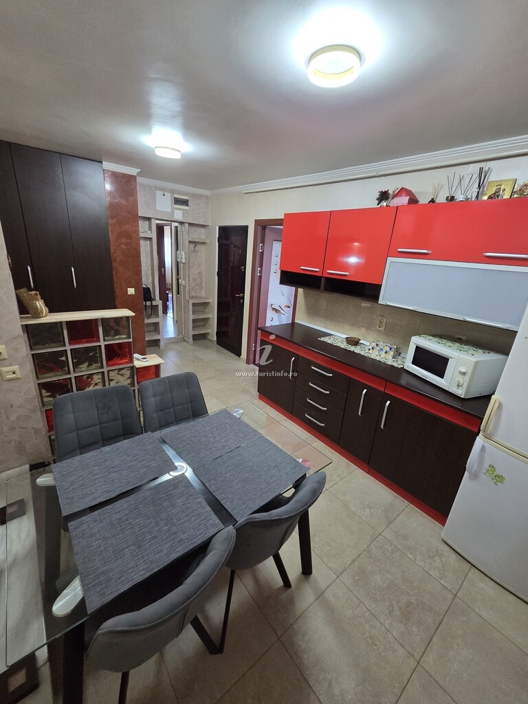 Apartament Raisa Plaja 3 Papuci