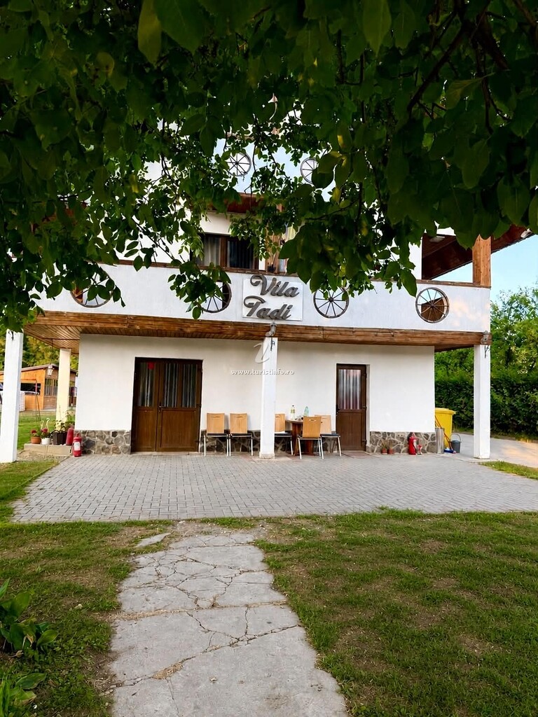 Vila Tadi