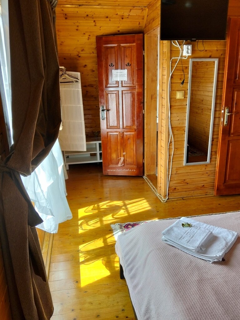 Cabana Wood House