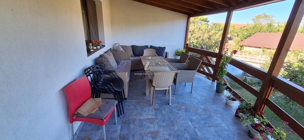 Camere de închiriat Antonia
