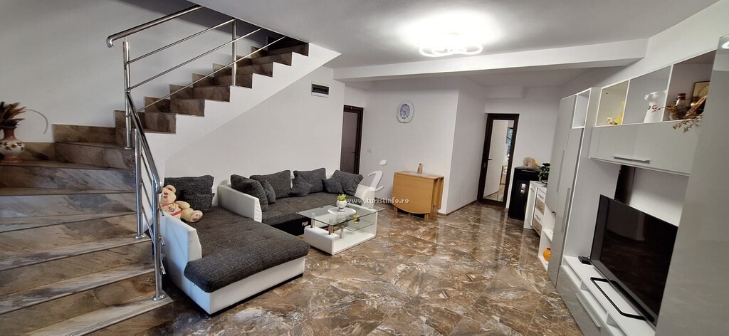 Camere de închiriat Antonia