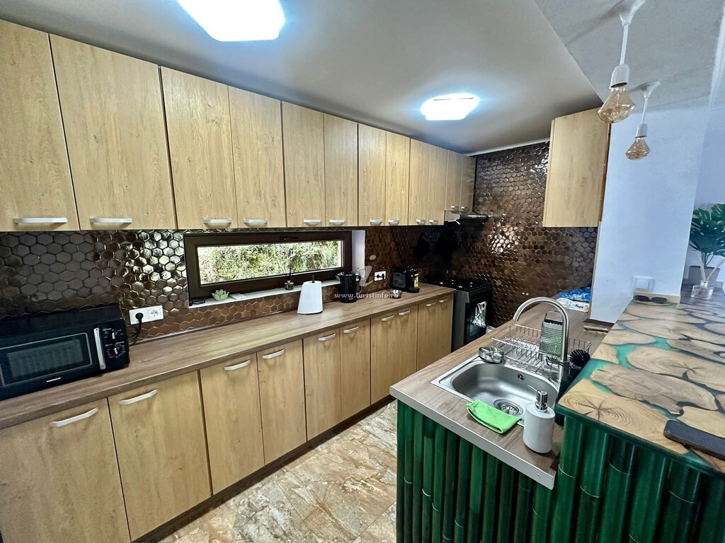Cabana Green House