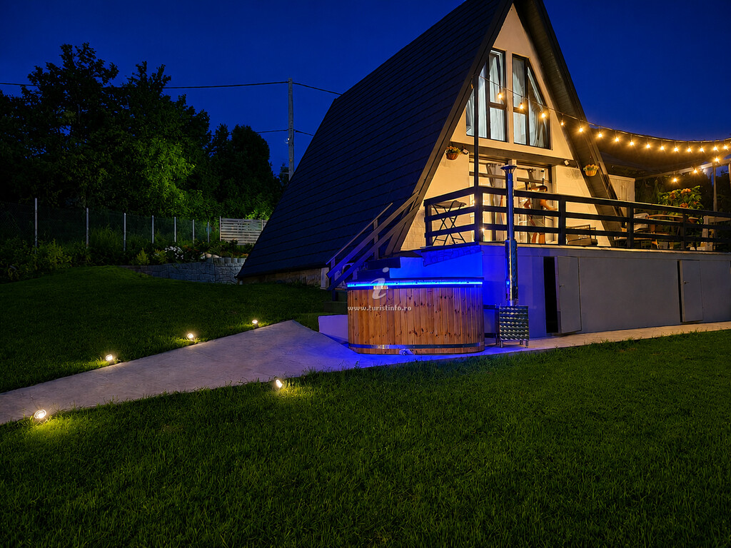 A-frame Luiza Chalet