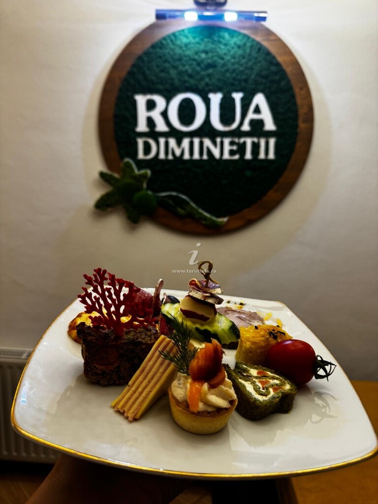 Pensiunea Roua Dimineții