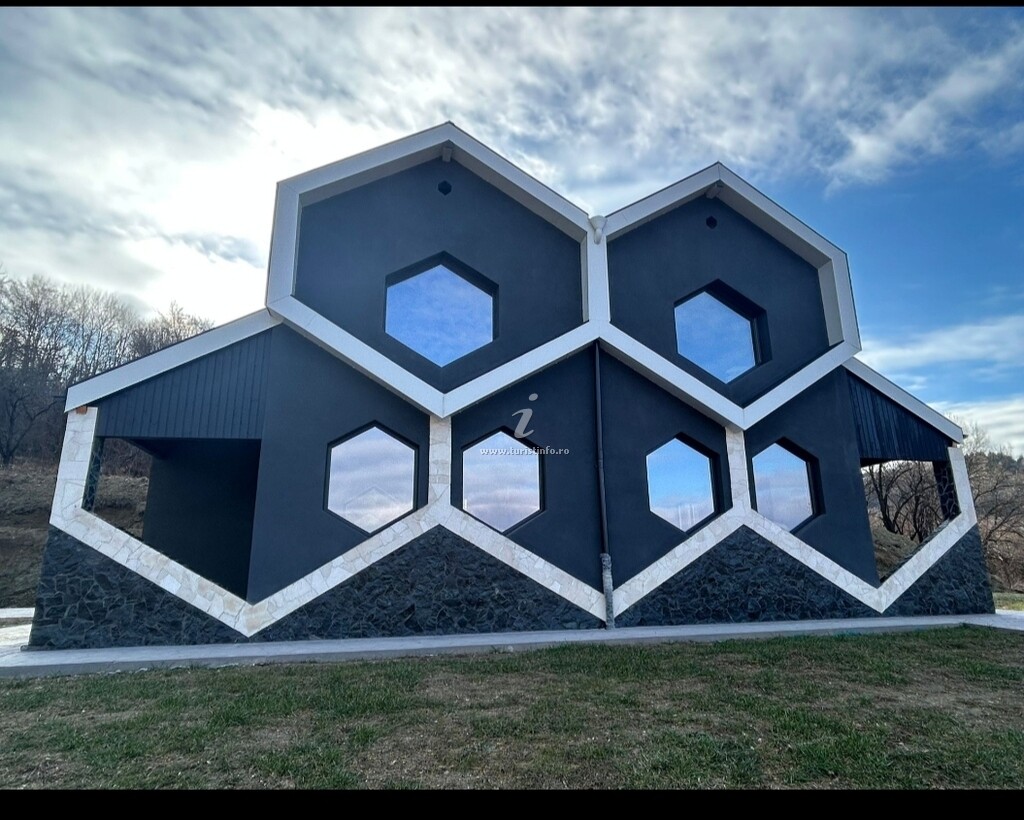 A-frame Propolis