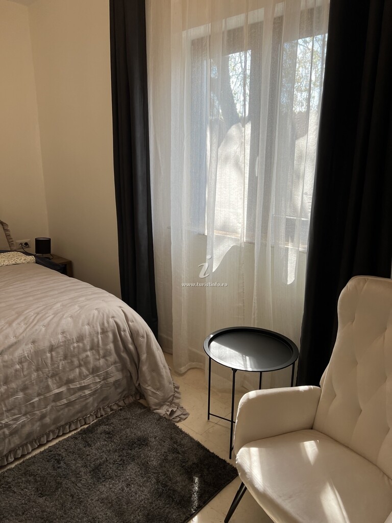 Casa cu Flori
