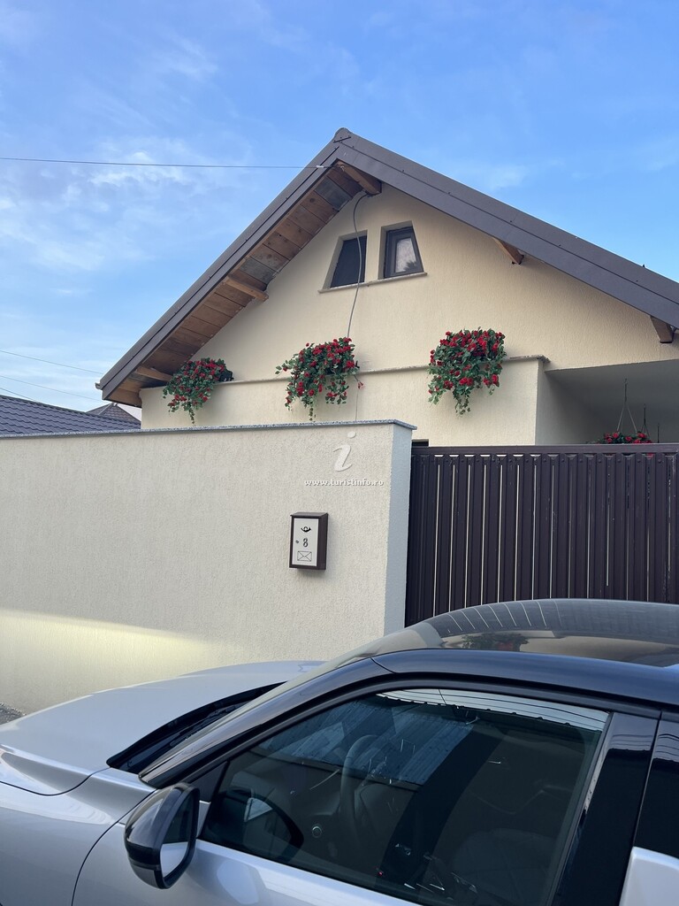 Casa cu Flori