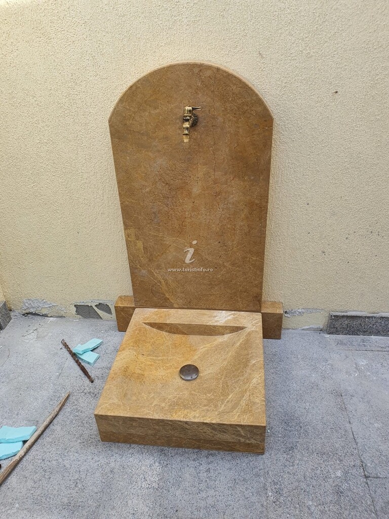 Casa cu Flori