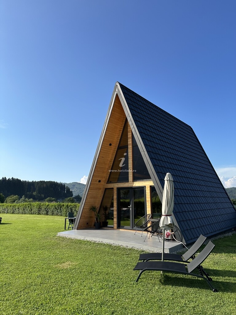 A-frame The Peak