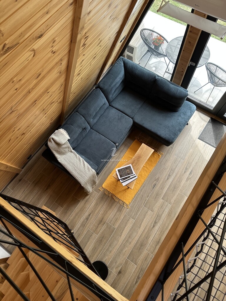 A-frame The Peak