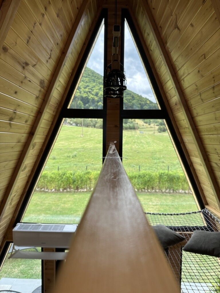 A-frame The Peak