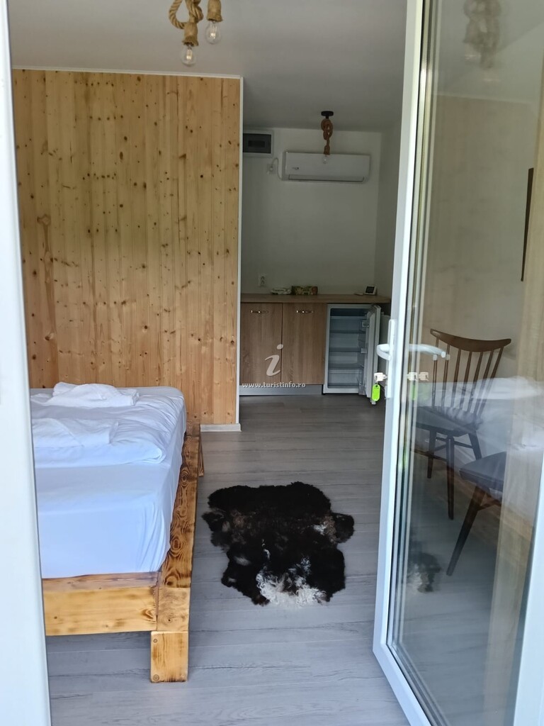 A-frame La Poalele Muntelui