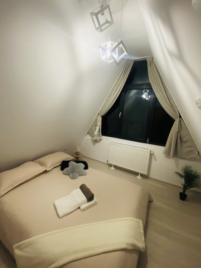 A-frame Panoramic