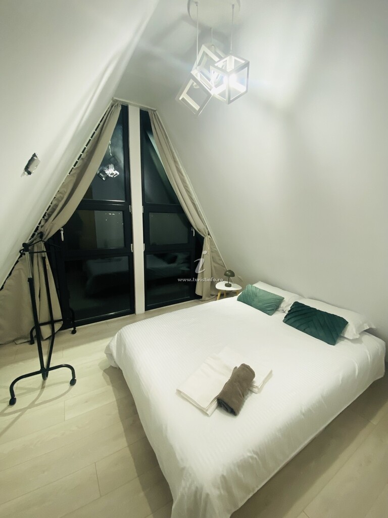 A-frame Panoramic