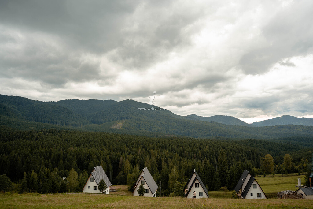 Căsuțe tip camping La Bunelu'