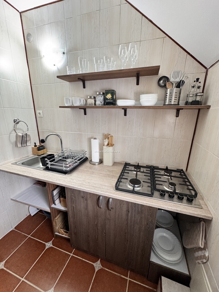 Hostel L&D