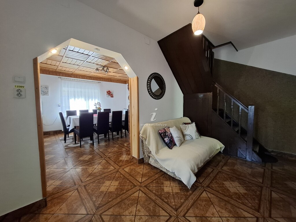 Camere de închiriat Casa Coraiu
