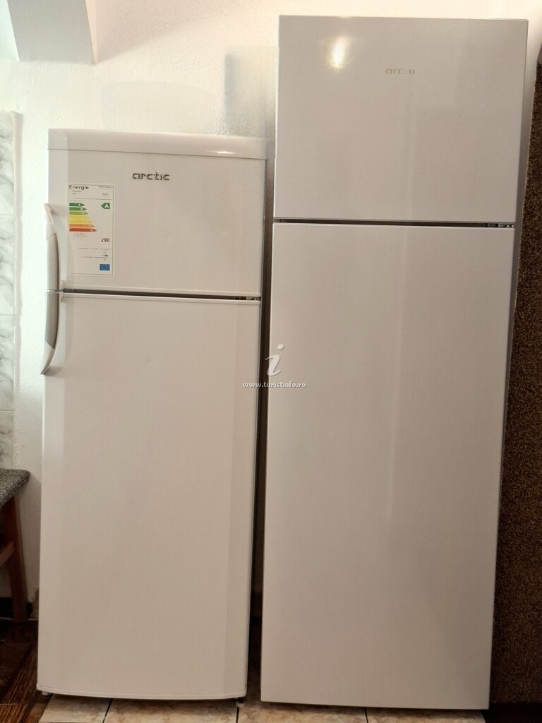 Camere de închiriat Casa Coraiu
