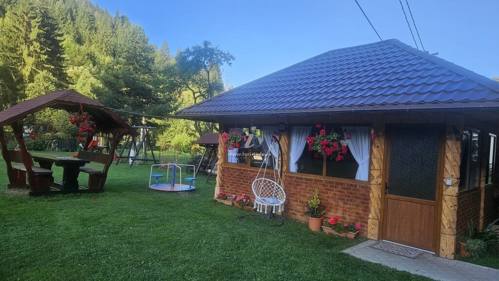 Casa Yna