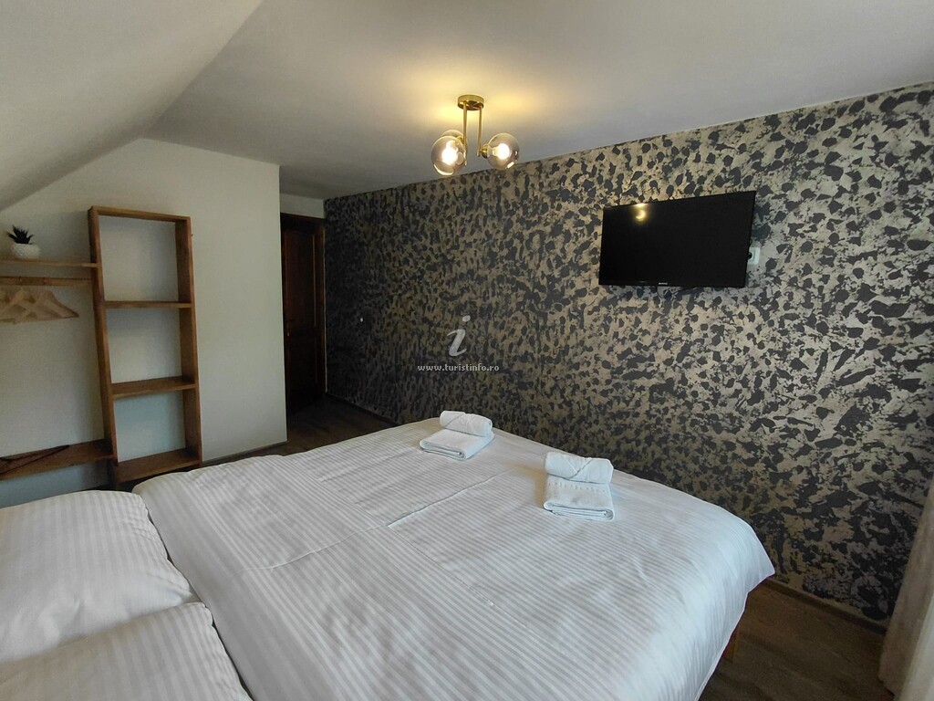 Pensiunea Casa de Sub Deal