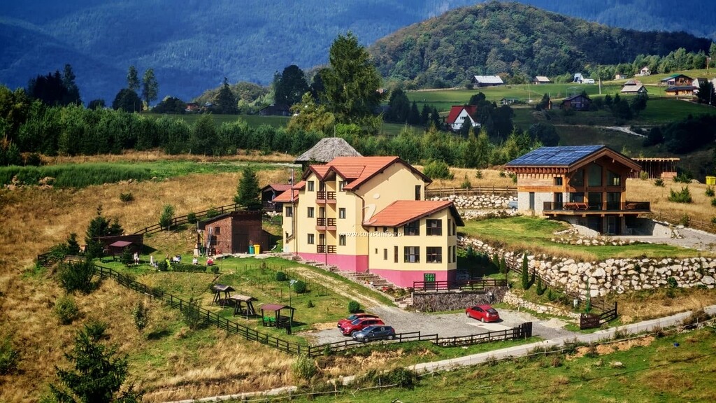 Pensiunea Crai Nou