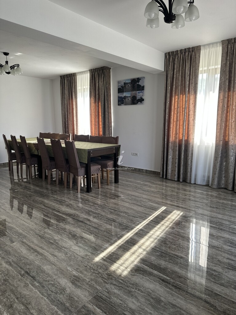 Casa Tică