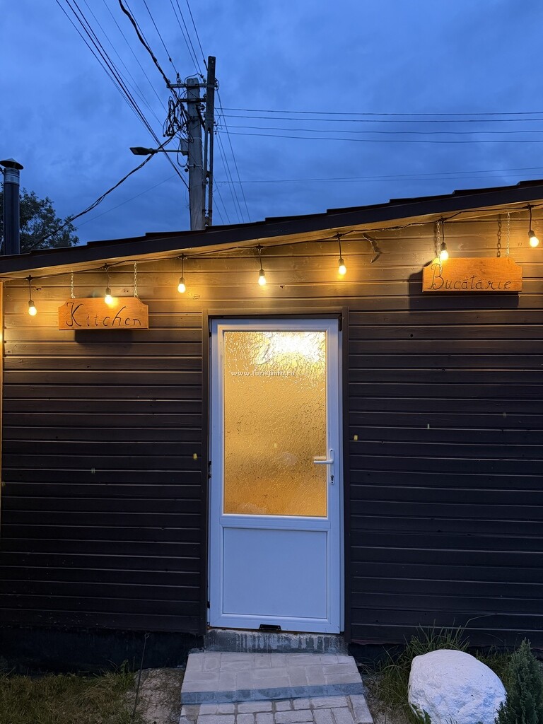 Winter Frame Chalet