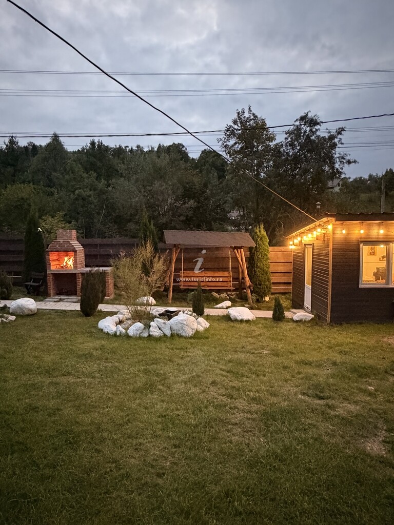 Winter Frame Chalet