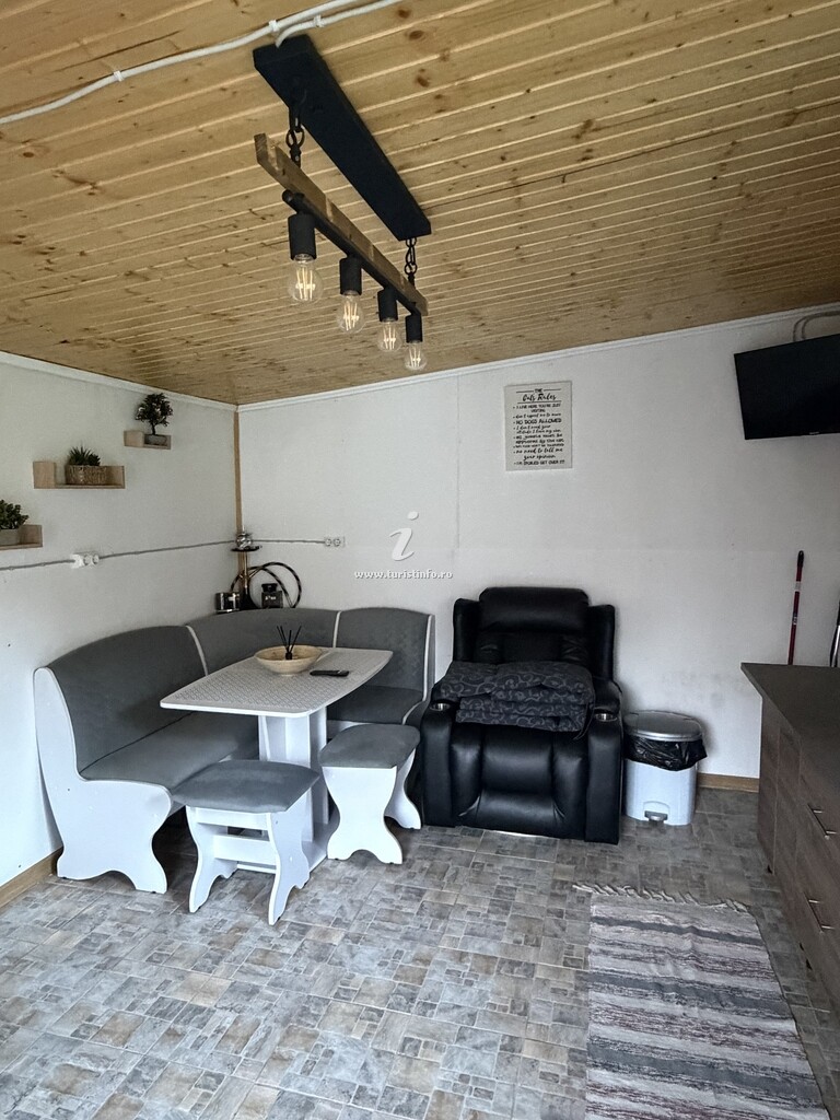 Winter Frame Chalet