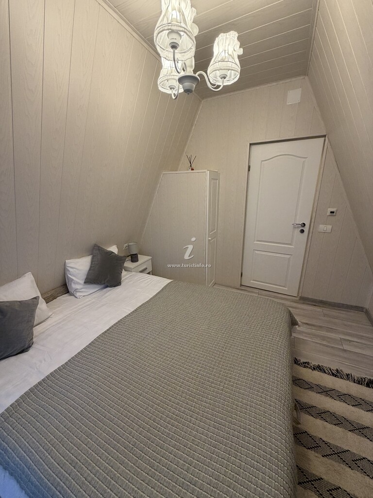 Winter Frame Chalet