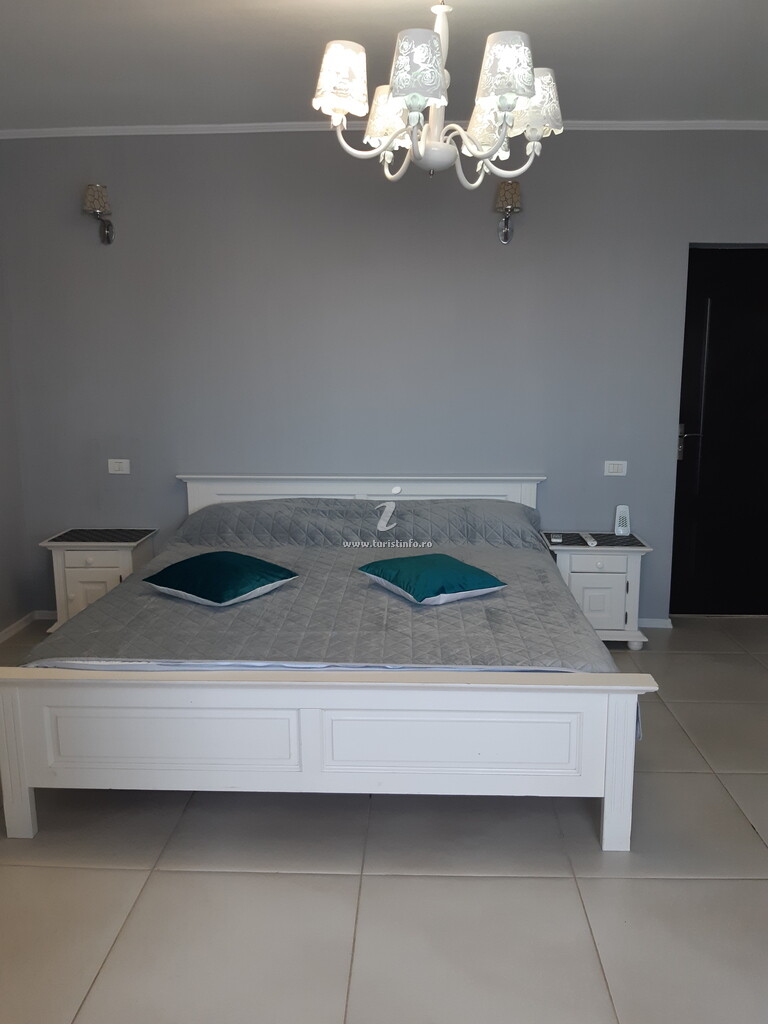 Vila Aproape de mare