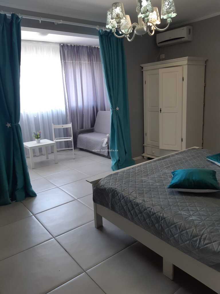 Vila Aproape de mare
