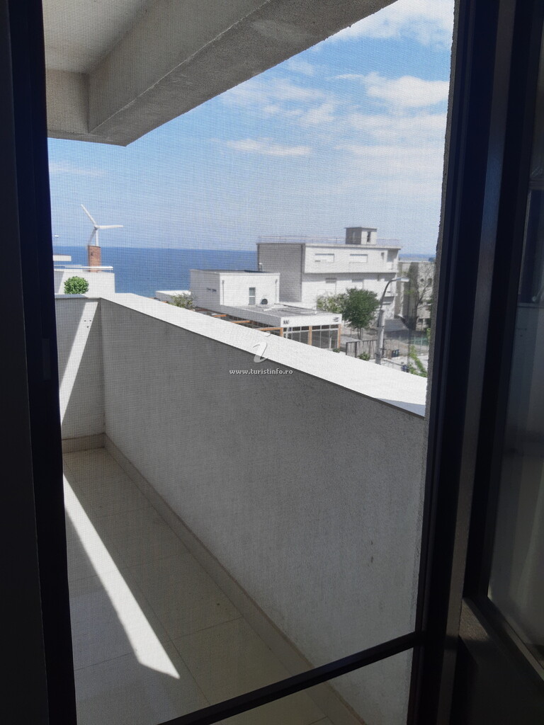 Vila Aproape de mare
